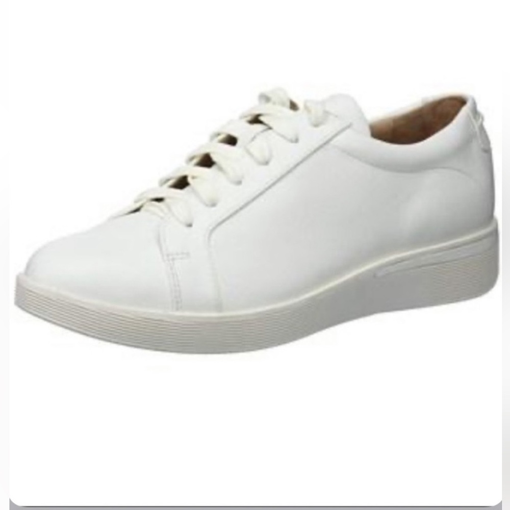 Kenneth Cole Gentle Souls Sneaker Women’s Size 8
